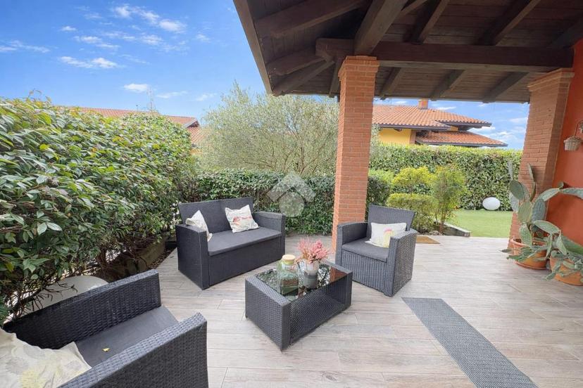 Villa in Via Giuseppe Verdi 8, San Francesco al Campo — foto 3 di 5