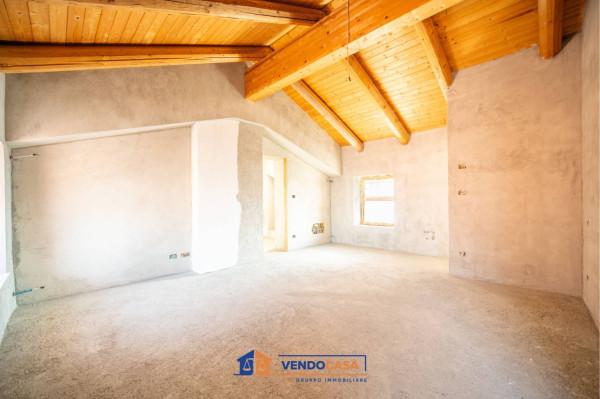 Trilocale in Via Cavaliere Pietro Baiardo 4, Villafranca Piemonte — foto 2 di 5