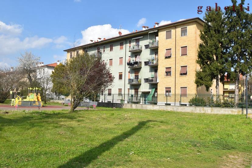 Trilocale in Via Micca 14, Magenta
