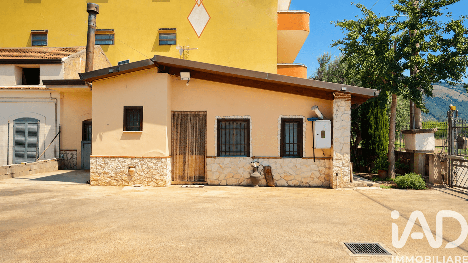 Casa indipendente in Via Capitolo 15, Acerra