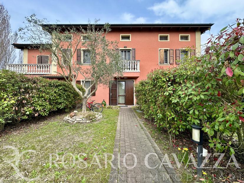 Villa unifamiliare in Via Enzo Palma, San Giovanni in Persiceto — foto 3 di 5