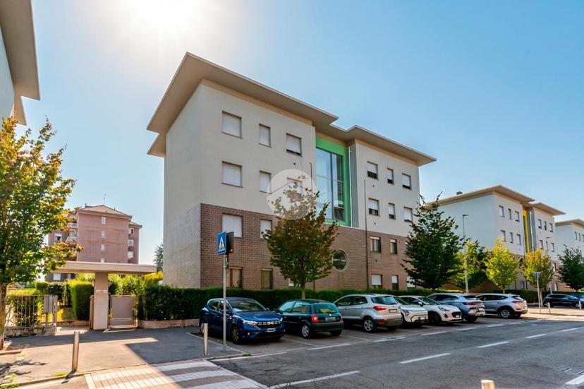 Trilocale in Via San Martino 15, Settimo Milanese