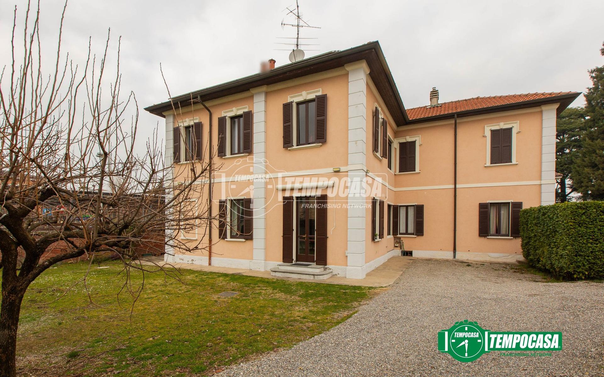 Villa in Via Carroccio 1, Magnago