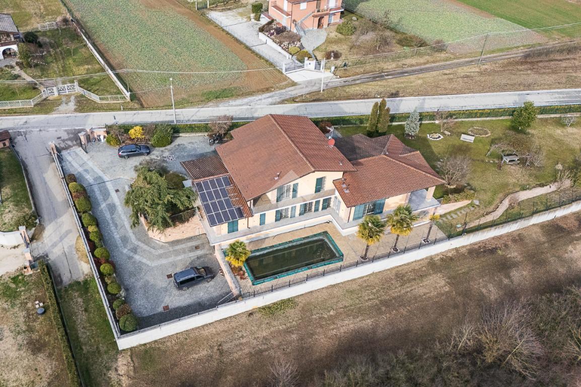 Villa, Pralormo
