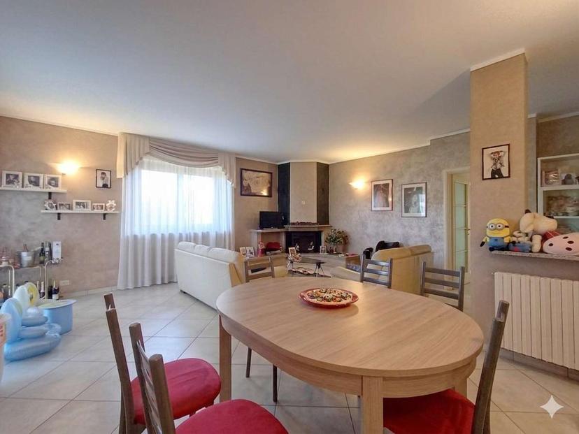 Casa indipendente in Strada San Francesco al Campo 69, San Carlo Canavese — foto 4 di 5