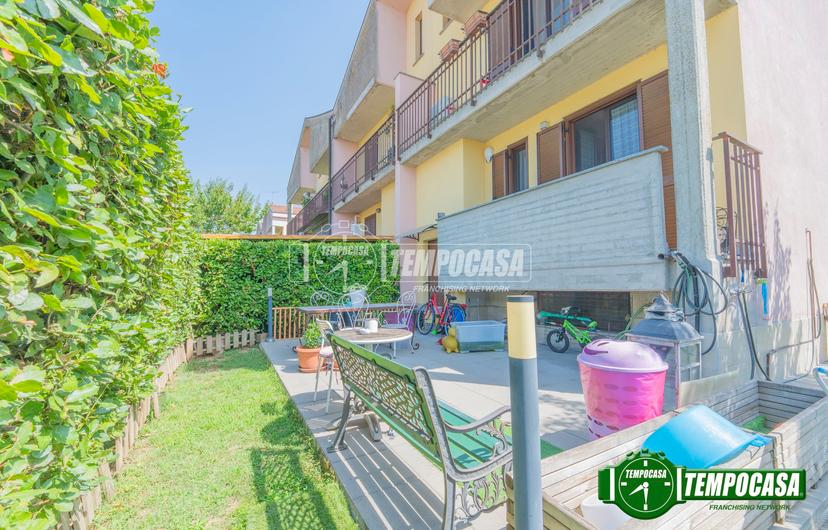 Villa in Via Giovanni Falcone, Noviglio — foto 4 di 5