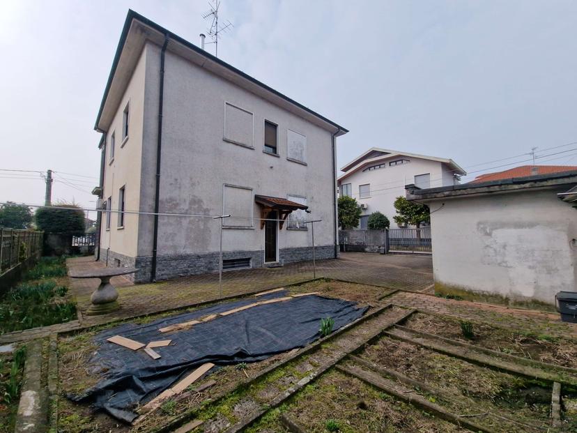 Villa unifamiliare in Via Arno 24, Vanzaghello — foto 3 di 5