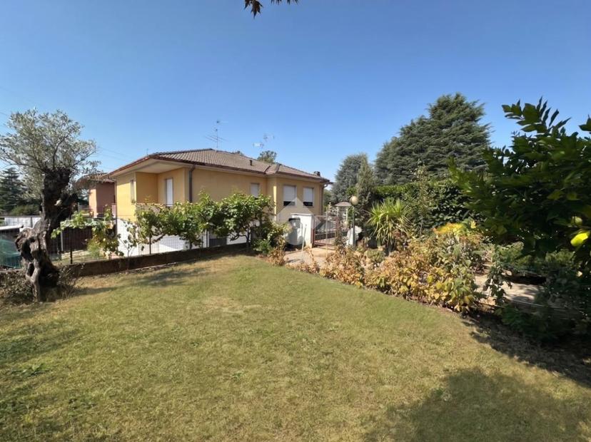 Villa a schiera in Via Antonio Gramsci 13, Grezzago — foto 3 di 5