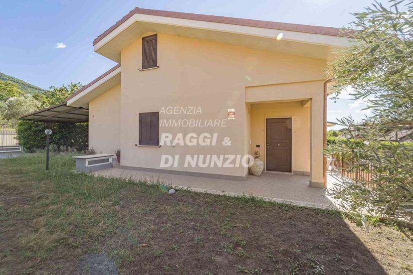 Villa unifamiliare in delle Calcare 22, Rocca di Papa