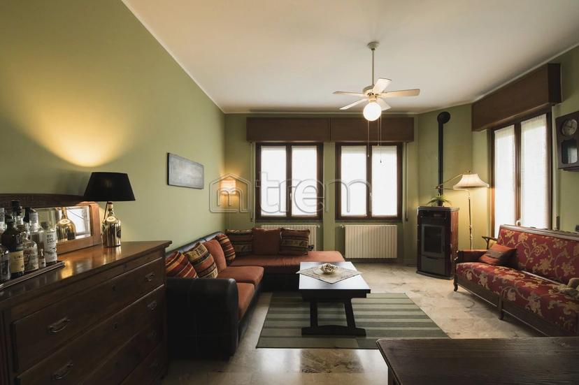 Villa in Via San Martino della Battaglia, 5, Pogliano Milanese — foto 2 di 5