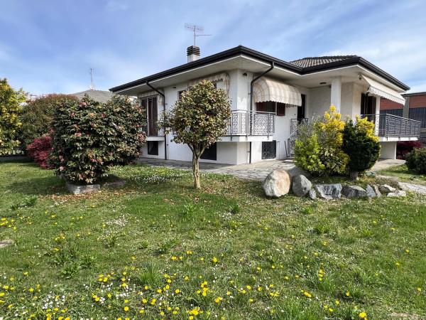 Villa in Via Contessa Matilde Bocca 11, Romano Canavese — foto 3 di 5