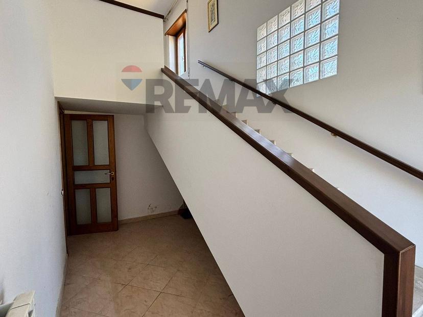 Villa in Via della Batteria Siacci 62 a, Anzio