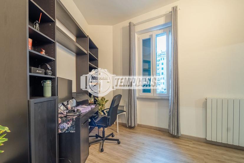 Trilocale in Via Vibo Valentia, Roma