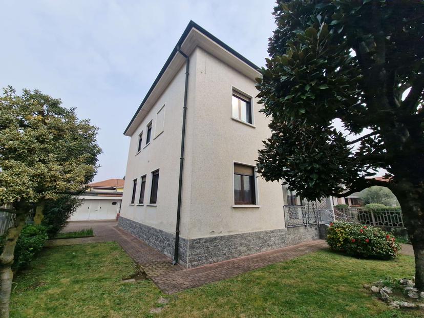 Villa unifamiliare in Via Arno 24, Vanzaghello — foto 2 di 5