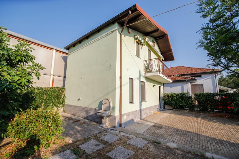 Casa indipendente in Via Giuseppe di Vittorio, Rivarolo Canavese — foto 4 di 5