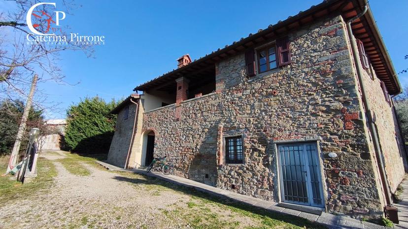 Rustico in Località Caselli Casapippo 10, Reggello