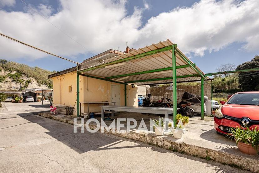 Trilocale in Viale Olimpico 46, Bacoli