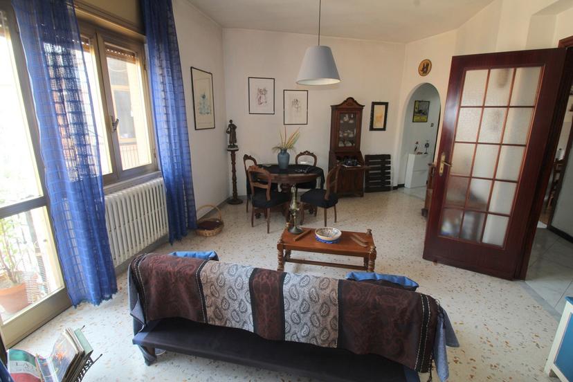 Trilocale in Viale Ernest Hemingway 81, Napoli