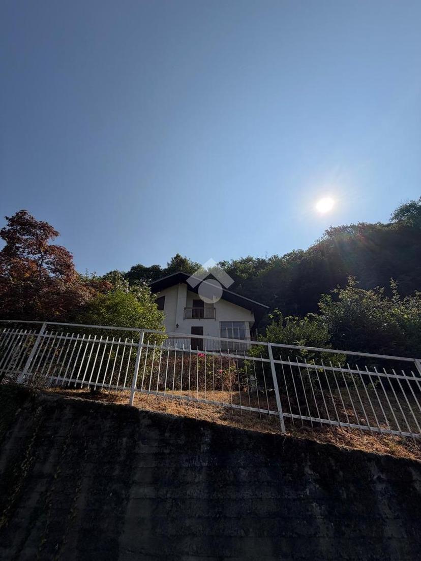 Villa in Via Chiamorio 2, Ceres — foto 3 di 5