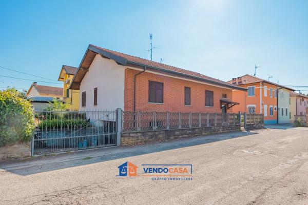 Villa in Via Leonardo Cocito 2, Carignano — foto 3 di 5