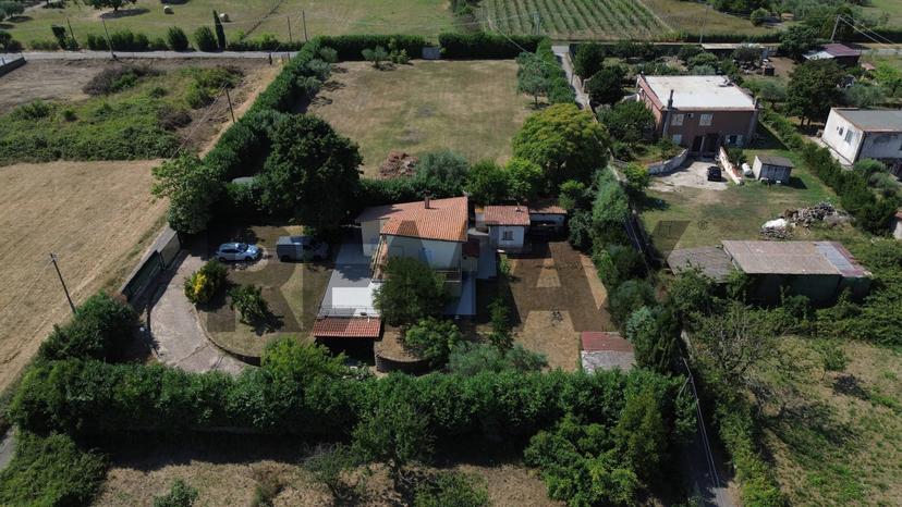 Villa in Strada della Campana 1, Campagnano di Roma