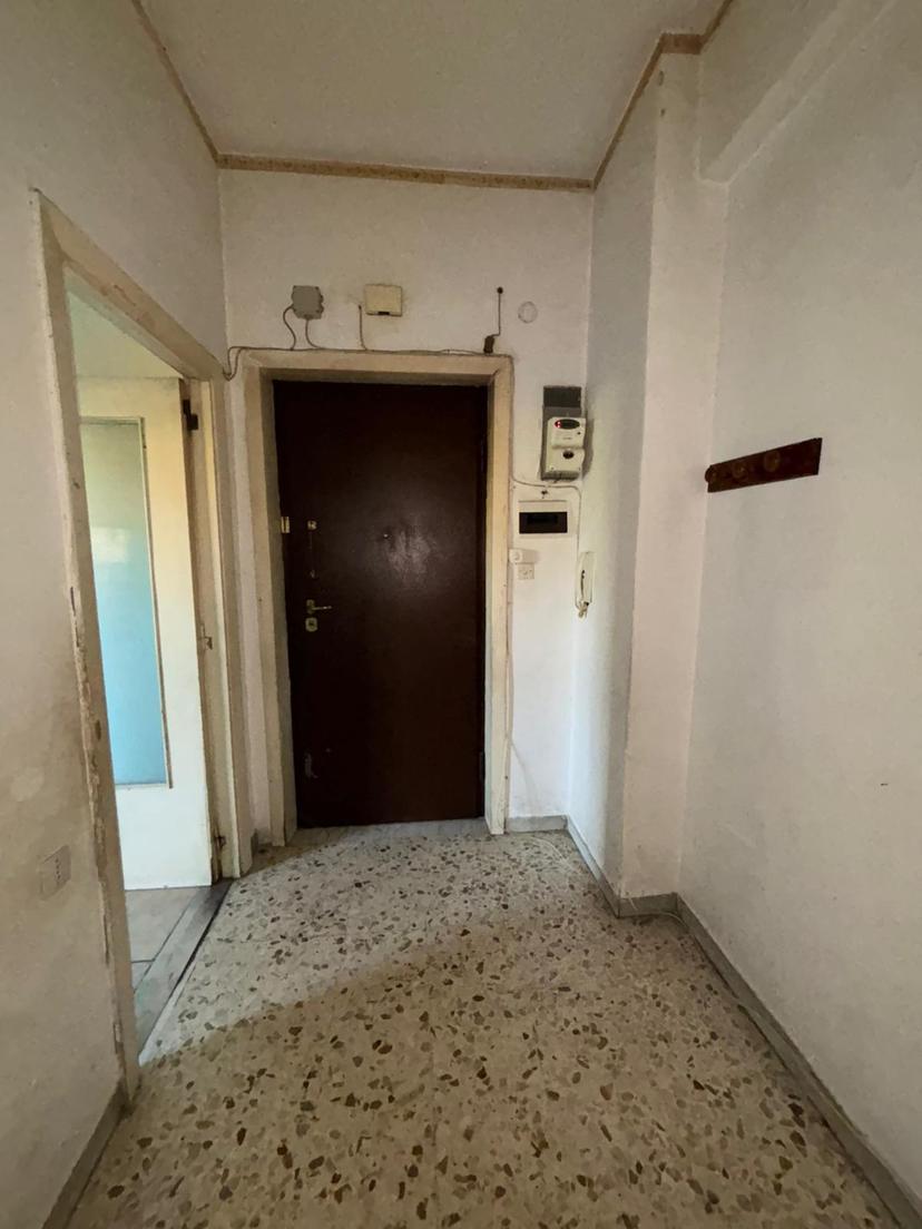 Bilocale in Via Don Raffaele Abete S.N.C., Melito di Napoli — foto 3 di 5