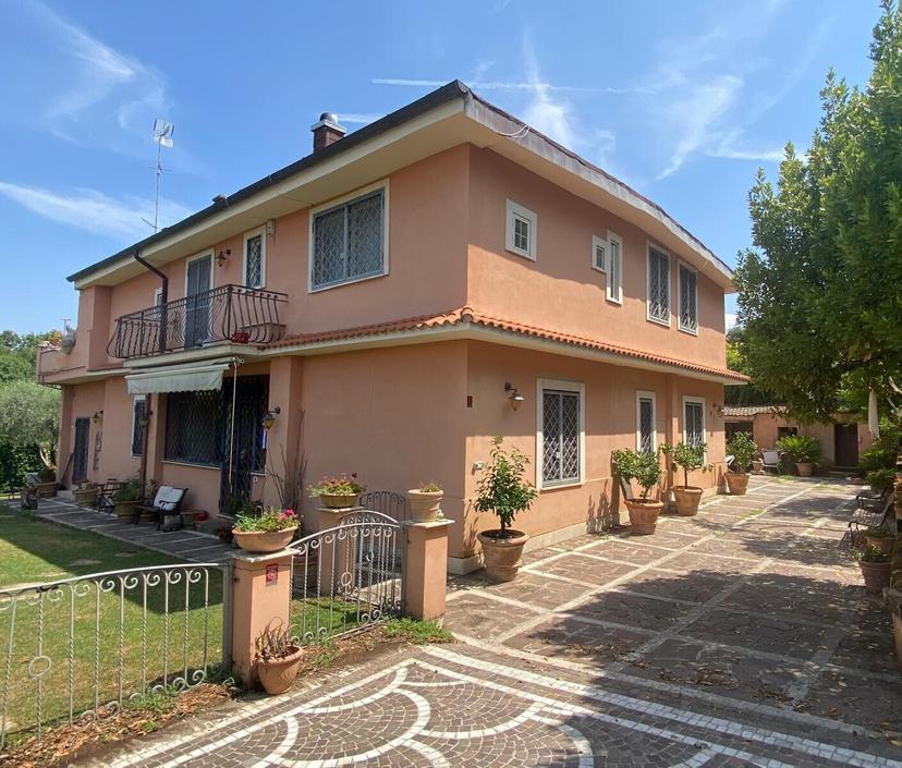 Villa in Via delle Cerqueta 10, Castel Madama