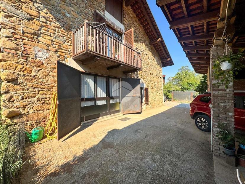 Casa indipendente in Via Ritano 46, Val della Torre