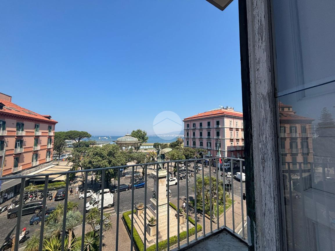 Appartamento in Piazza Principe Umberto 13, Castellammare di Stabia
