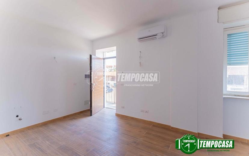 Bilocale in Via Piave 43, Bareggio — foto 3 di 5