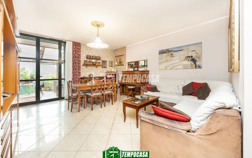 Villa a schiera in Via Pietro Mascagni 22, Trezzano Rosa — foto 2 di 5
