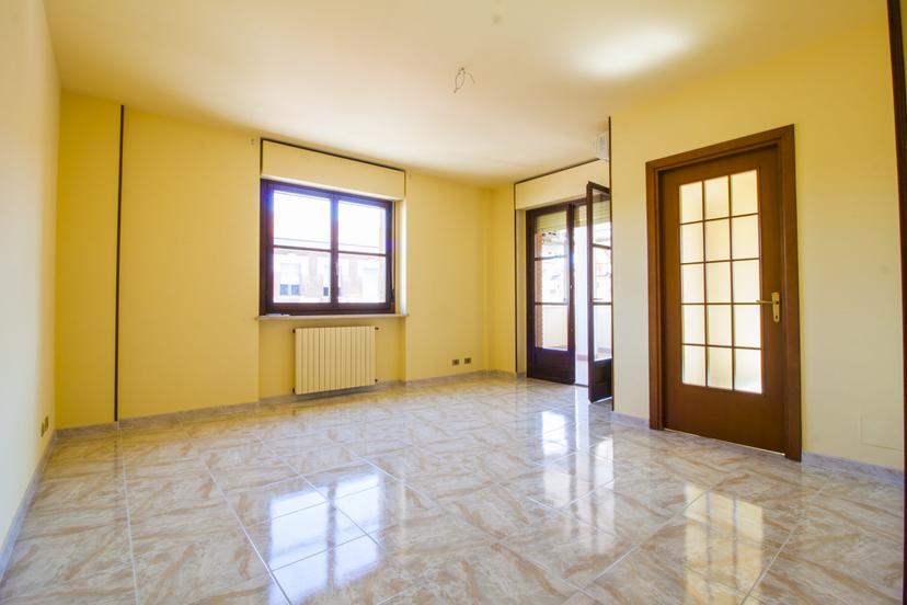 Trilocale in Via Torino 128, Nichelino