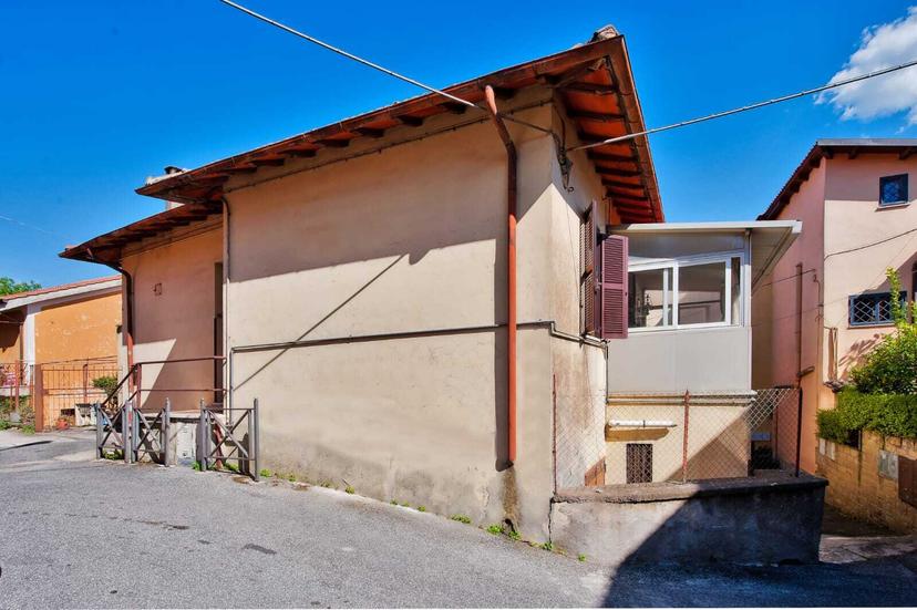 Casa indipendente in Via Isonzo, Grottaferrata — foto 5 di 5