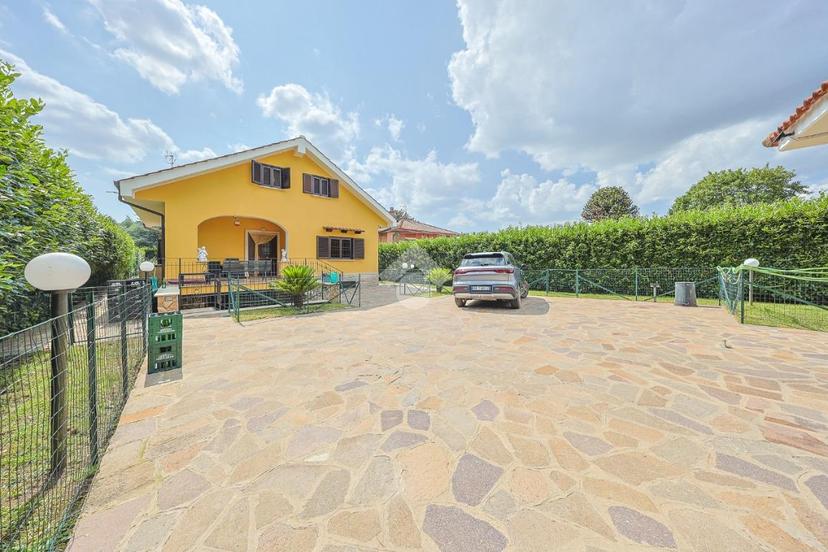 Villa in Via Mediana 42, Rocca Priora