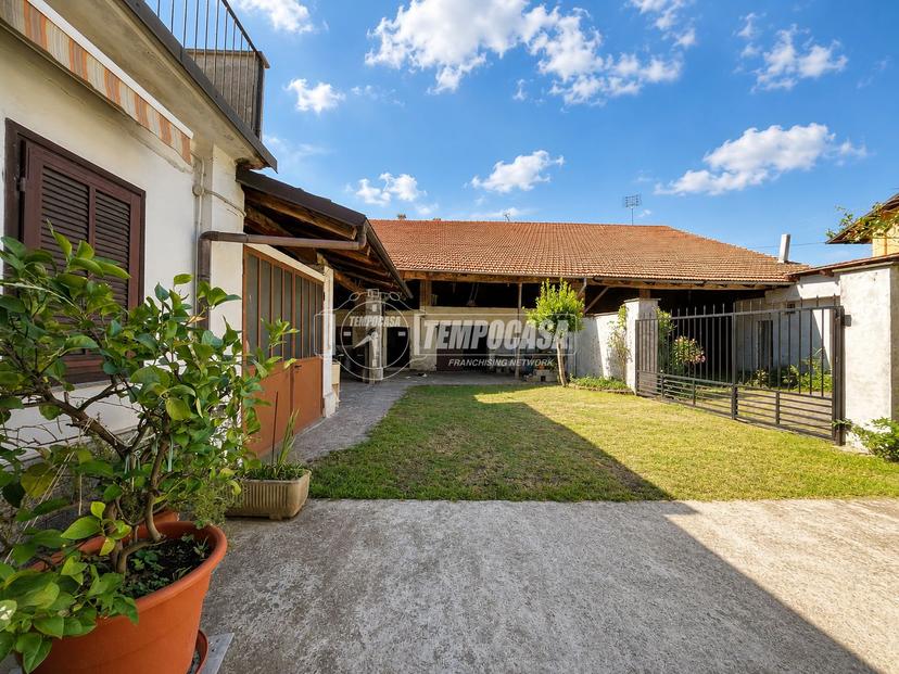 Casa indipendente in Via Vittorio Veneto, Caluso — foto 3 di 5