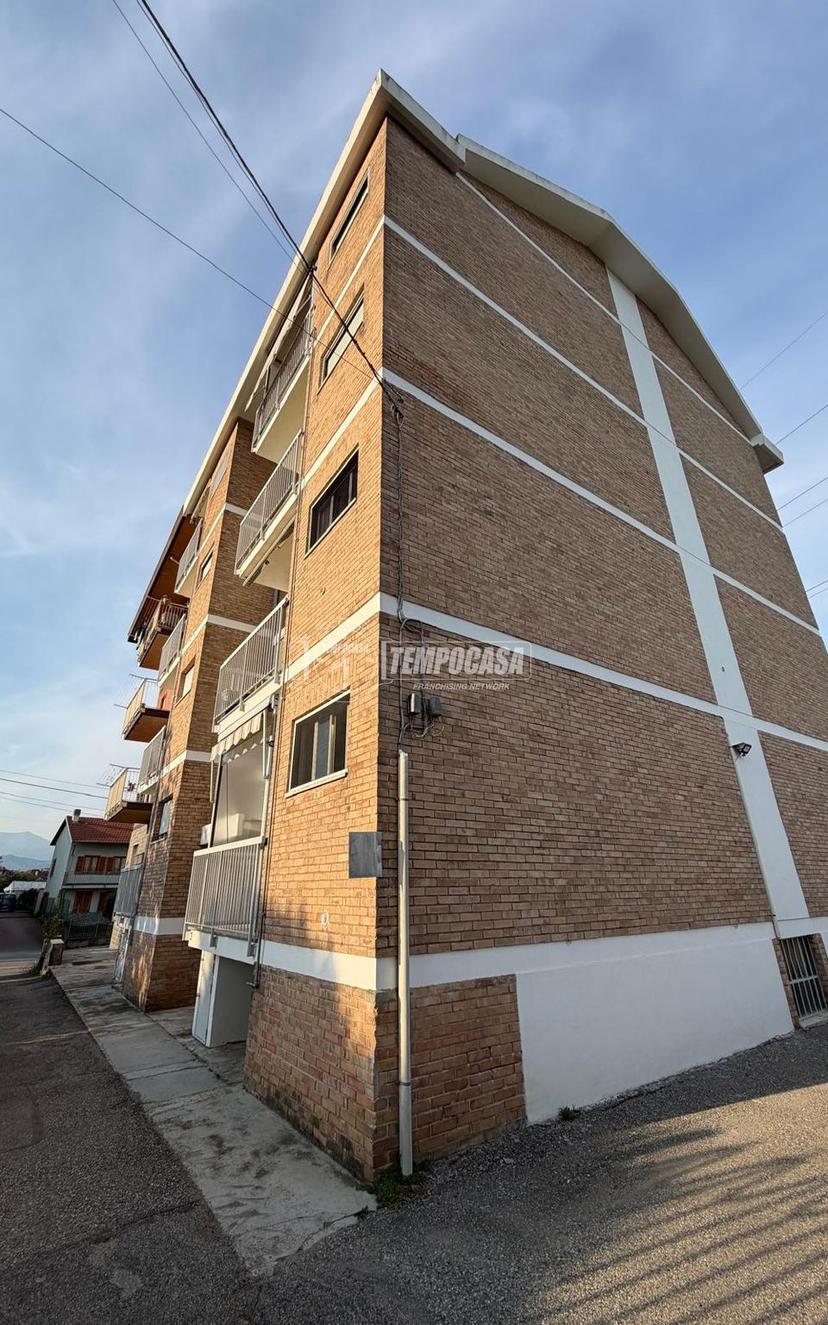 Trilocale in Via Torino 64, Fiano — foto 2 di 5