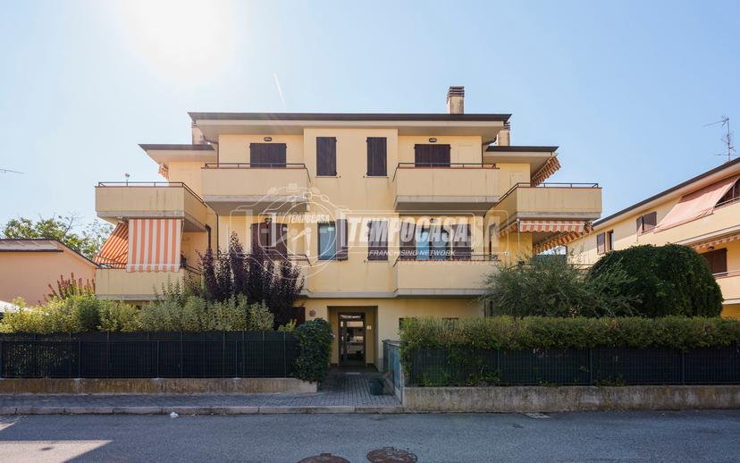 Bilocale in Via 2 Agosto 1980, Pieve di Cento