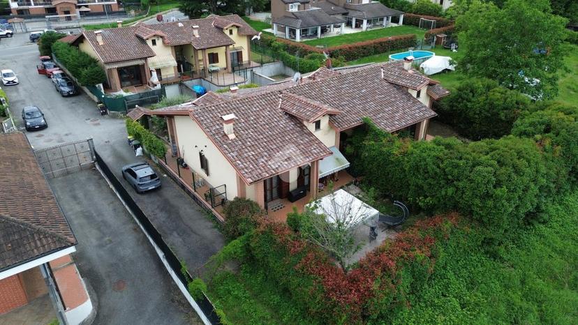 Villa in Str. Tedeschi, Leini — foto 2 di 5