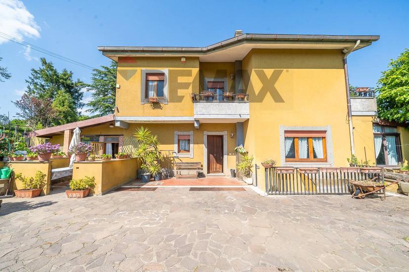 Villa in Via dei Tigli 1, Nemi
