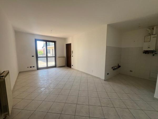 Trilocale in Via Guglielmo Marconi, Bollengo