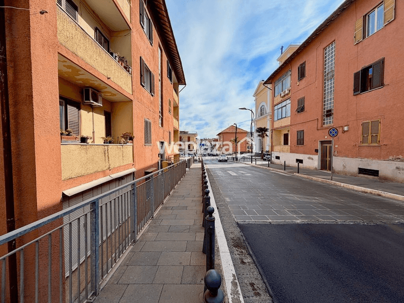 Trilocale in Corso Tullio Boccarusso, Massa di Somma