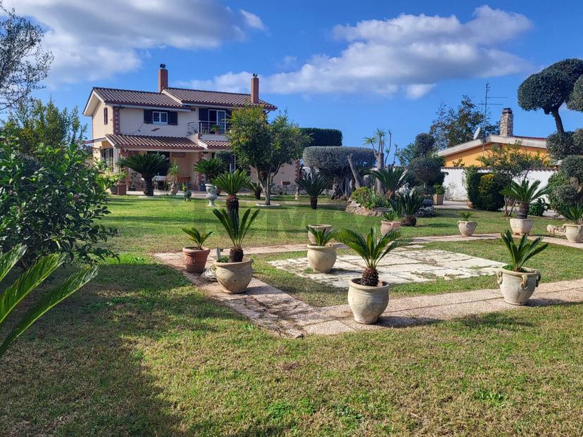 Casa indipendente in Via Luigi Boccherini 15, Anzio — foto 2 di 5