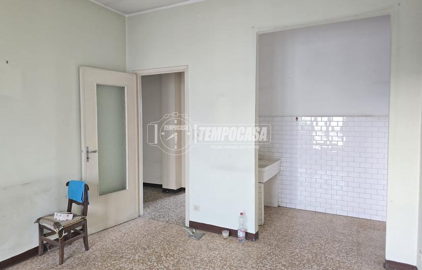 Trilocale in Via G. Viglione 11, Carmagnola — foto 3 di 5