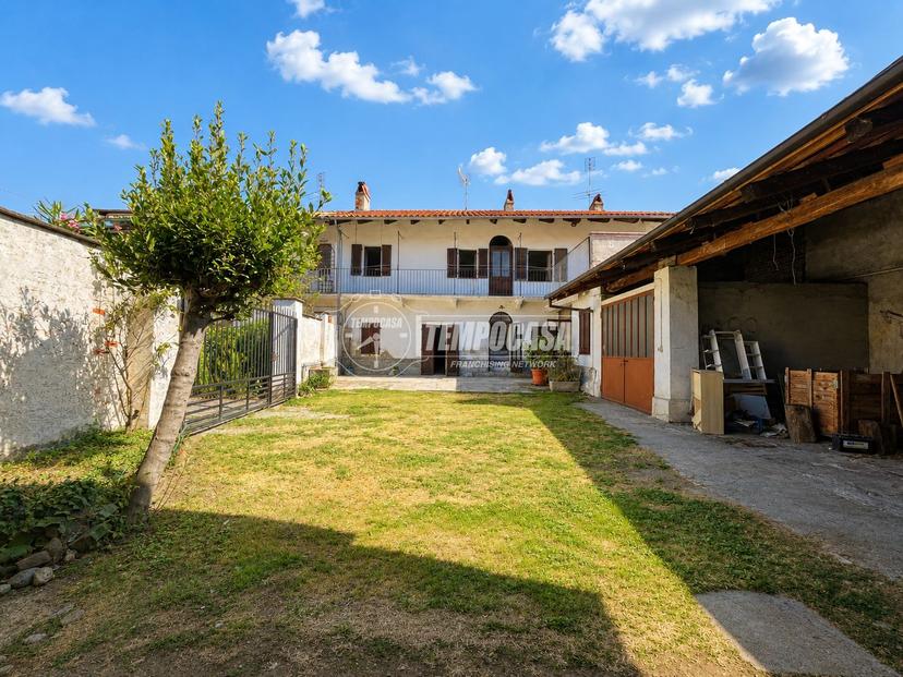 Casa indipendente in Via Vittorio Veneto, Caluso