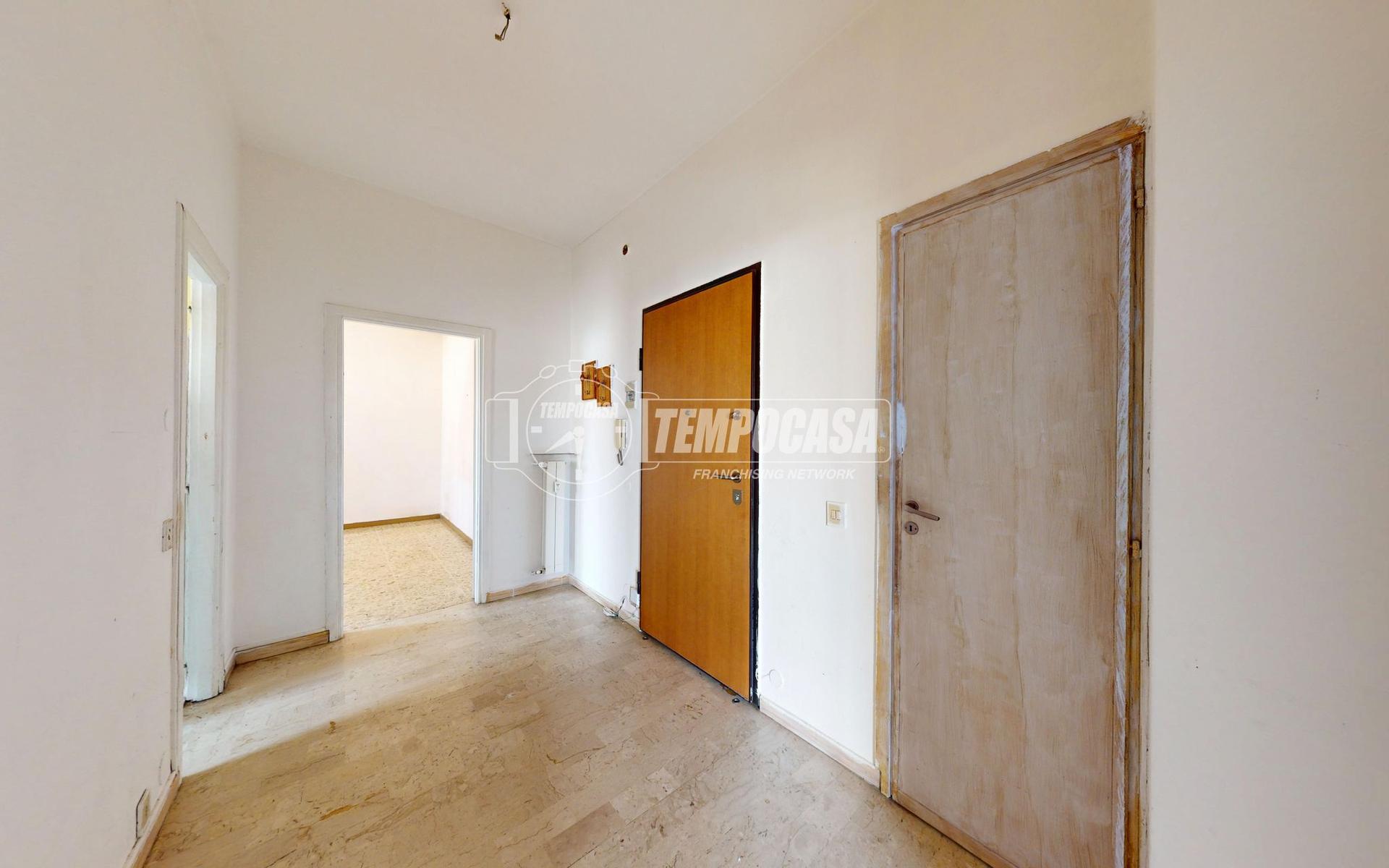 Bilocale in Via Monterosa, Settimo Torinese