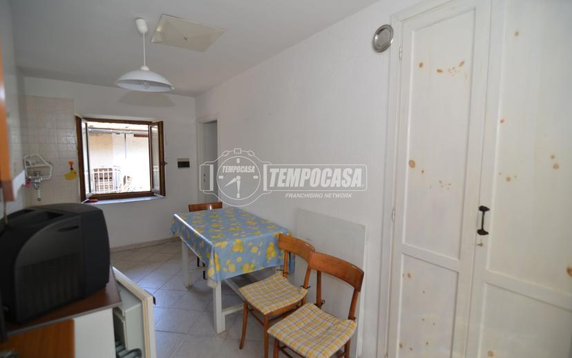 Trilocale in Frazione Villa 43/?, Traves