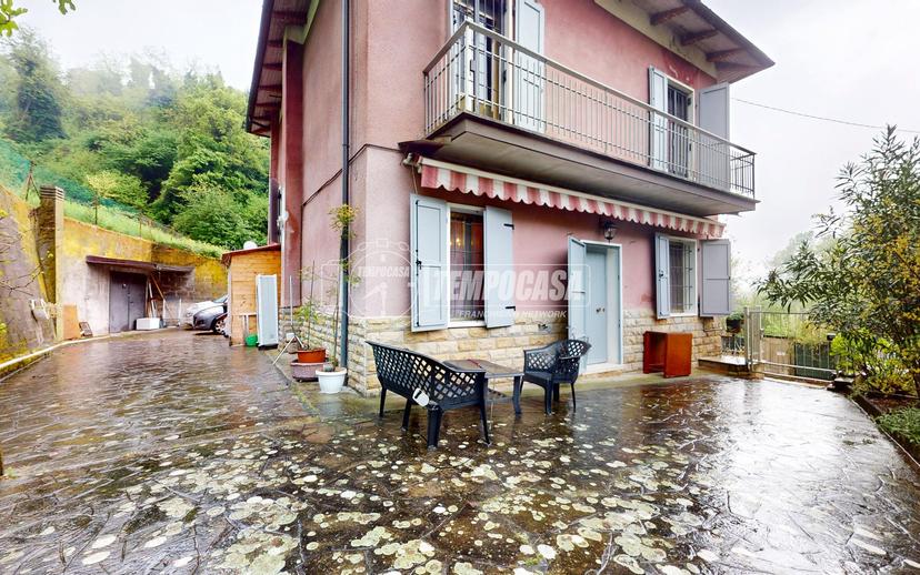 Villa in Via San Egidio, Valsamoggia