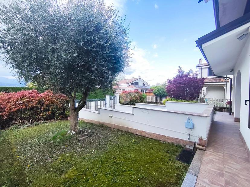 Villa in Via Chiattera 56, Avigliana — foto 3 di 5