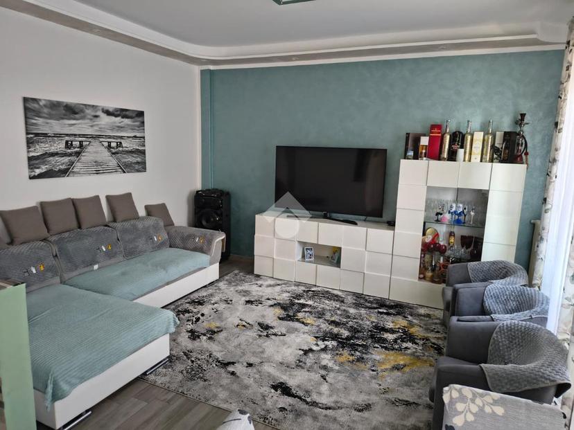 Trilocale in Via Roma 53, Pessano con Bornago — foto 2 di 5