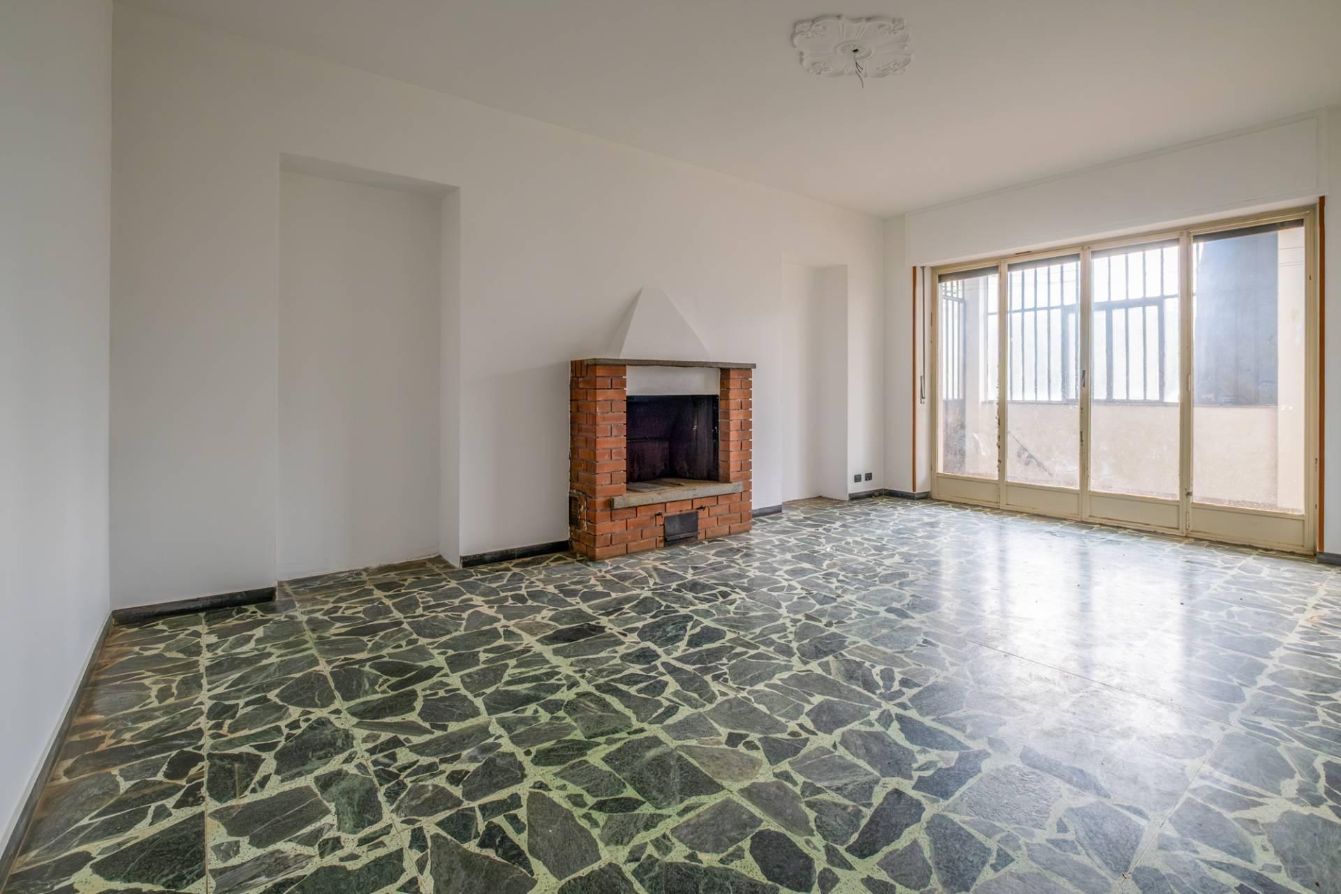 Villa in Strada Sabena 48, Pecetto Torinese